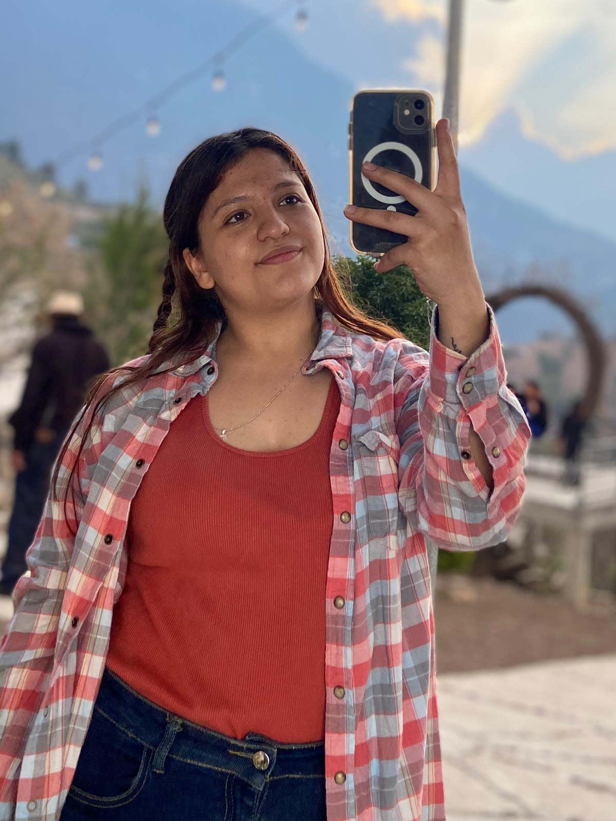 velasdarlin24